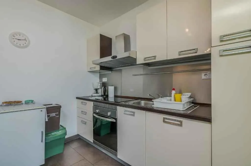 Apartment In Njivice - Insel Krk 54169